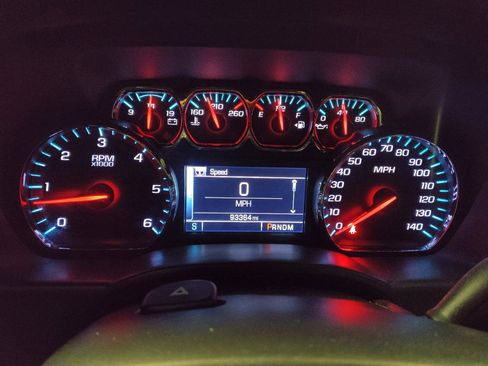 Used 2015 Chevrolet Silverado 1500 LT w/ Texas Edition, 1LT Trim image 23