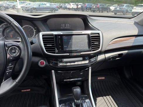 Used 2016 Honda Accord EX-L image 16
