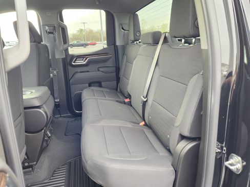 New 2026 GMC Sierra 1500 Elevation image 8