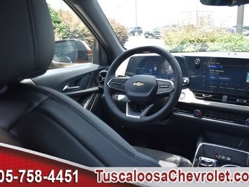 New 2026 Chevrolet Equinox LT w/ Convenience Package II FWD image 19