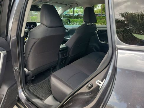 Used 2024 Toyota RAV4 LE FWD image 9