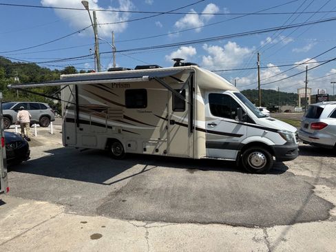 Used 2015 Mercedes-Benz Sprinter 3500 image 20