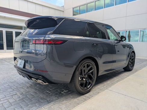 New 2026 Land Rover Range Rover Sport Dynamic SE AWD/4WD image 5