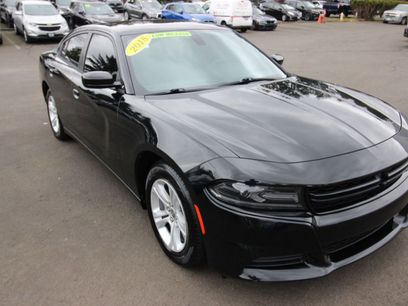Used 2018 Dodge Charger SXT