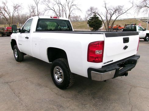 Used 2008 Chevrolet Silverado 3500 W/T image 2