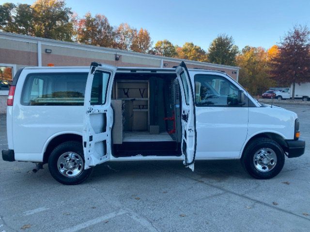 Used 2015 Chevrolet Express 2500 RWD image 13