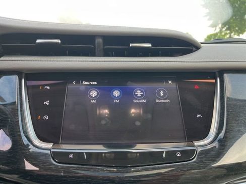 Used 2023 Cadillac XT6 Premium Luxury w/ Technology Package AWD/4WD image 30