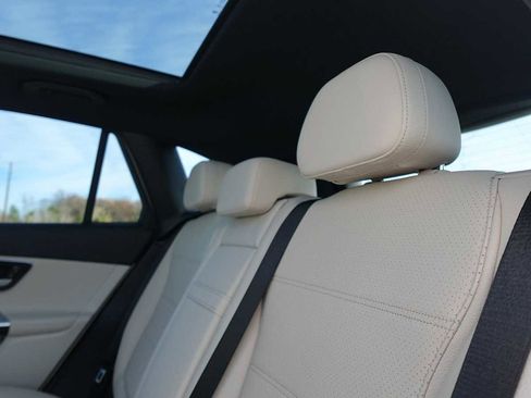 Used 2026 Mercedes-Benz GLC 300 4MATIC image 20