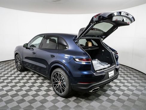 New 2026 Porsche Cayenne image 35