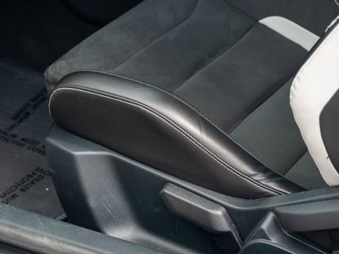 Used 2022 Ford Mustang Shelby GT500 w/ Technology Package image 50