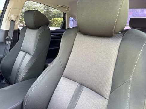 Used 2020 Honda Accord EX image 25