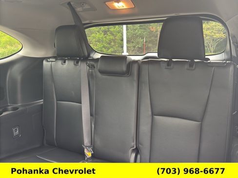 Used 2023 Toyota Highlander Platinum AWD/4WD image 26