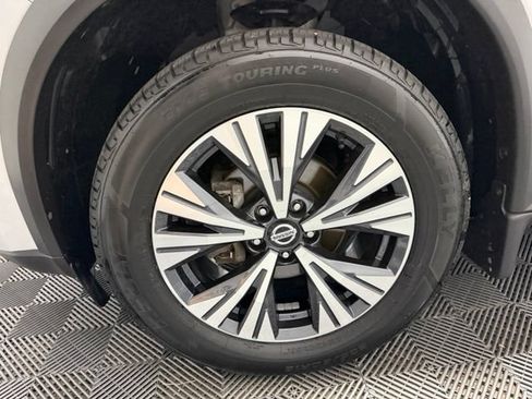 Used 2021 Nissan Rogue SV AWD/4WD image 43