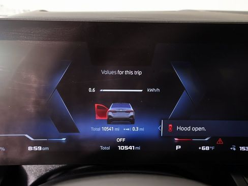 Used 2024 BMW i5 M60 w/ Premium Package image 5