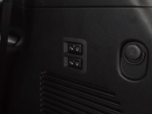 Used 2022 INFINITI QX80 Luxe image 41