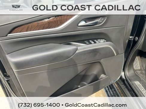 Used 2022 Cadillac Escalade Sport Platinum AWD/4WD image 19