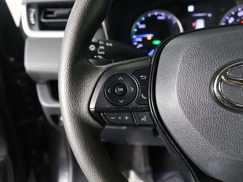 Used 2022 Toyota RAV4 XLE w/ Convenience Package image 40