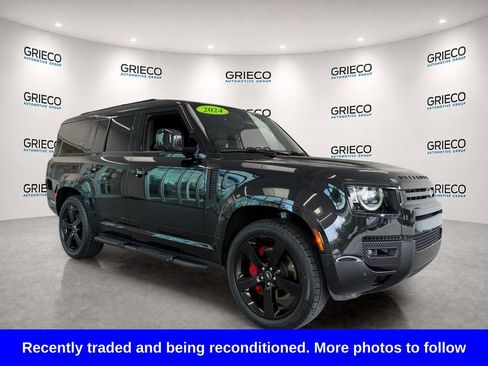Used 2024 Land Rover Defender 130 X-Dynamic SE AWD/4WD image 1