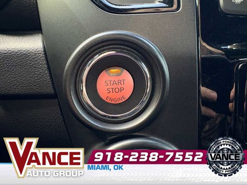 Used 2024 Nissan Titan PRO-4X image 27