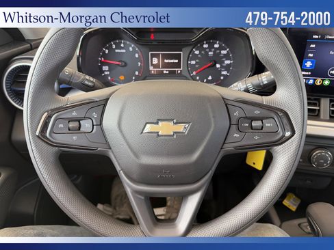 New 2026 Chevrolet Trax LS w/ LS Convenience Package FWD image 15