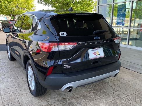 Used 2020 Ford Escape SE AWD/4WD image 5