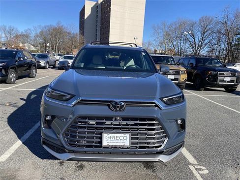 New 2026 Toyota Grand Highlander AWD Hybrid image 2