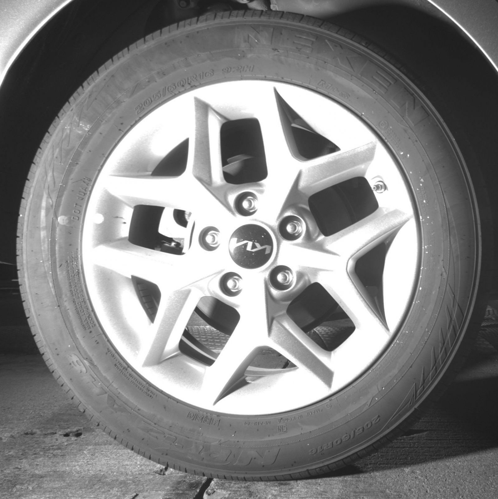 Used 2025 Kia Soul LX w/ LX Technology Package FWD image 18