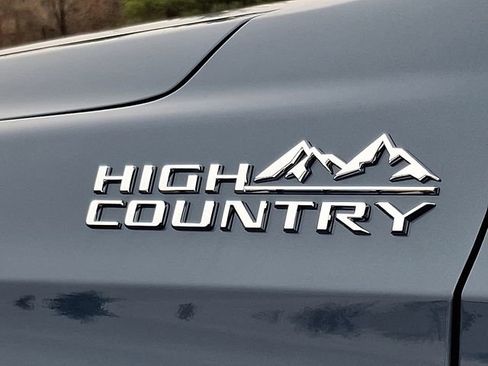 New 2026 Chevrolet Tahoe High Country AWD/4WD image 12