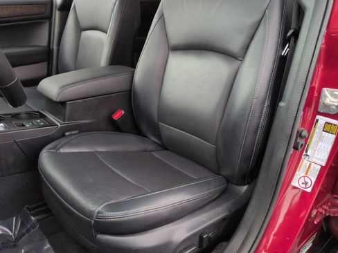 Used 2017 Subaru Outback 2.5i Limited image 17