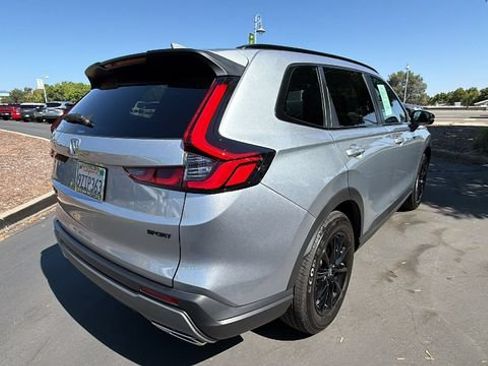 Used 2026 Honda CR-V Sport image 4