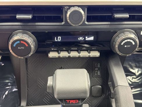 Used 2026 Toyota Tacoma TRD Sport AWD/4WD image 23