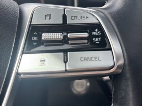 Used 2022 Kia Telluride SX w/ Towing Package AWD/4WD image 13