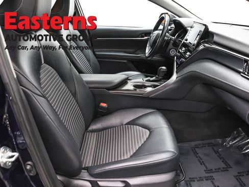 Used 2021 Toyota Camry SE FWD image 24