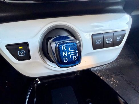 Used 2019 Toyota Prius Prime Plus image 15