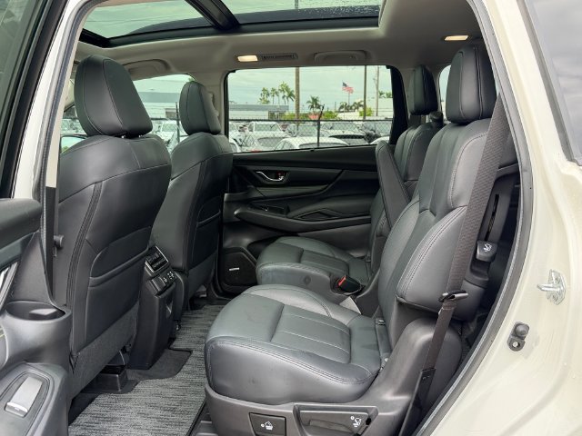 Certified 2025 Subaru Ascent Bronze Edition AWD/4WD image 11