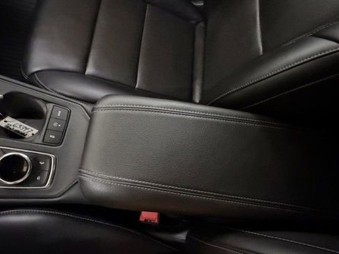 Used 2019 Cadillac XT4 Premium Luxury AWD/4WD image 59
