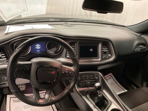 Used 2018 Dodge Challenger R/T w/ Performance Handling Group RWD image 4