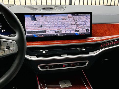 Used 2024 BMW ALPINA XB7 AWD/4WD image 6