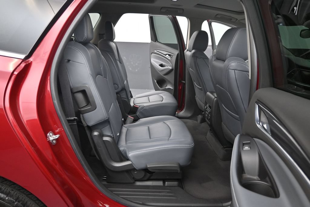 Used 2018 Buick Enclave Premium w/ LPO, Hit The Road Package FWD image 30