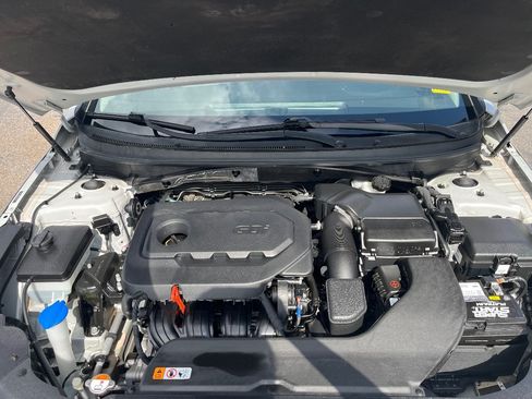 Used 2016 Hyundai Sonata SE FWD image 36
