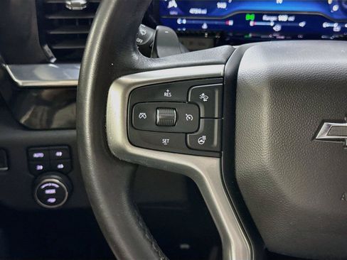 Used 2022 Chevrolet Silverado 1500 LT Trail Boss w/ LT Trail Boss Premium Package AWD/4WD image 12