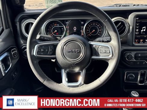 Used 2023 Jeep Gladiator Overland image 27