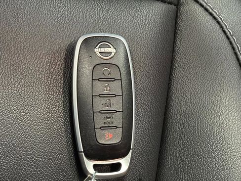 Used 2025 Nissan Murano SL AWD/4WD image 21