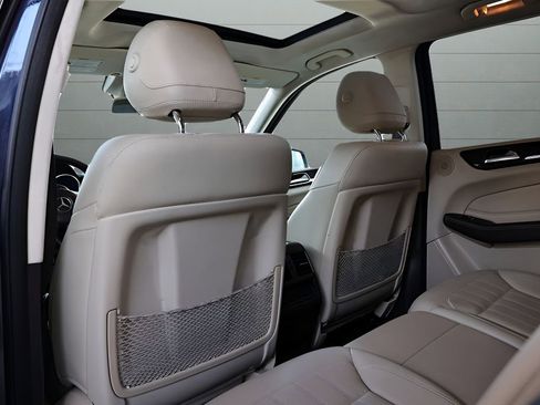 Used 2018 Mercedes-Benz GLE 350 image 50