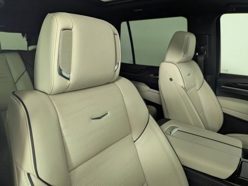 Used 2021 Cadillac Escalade Sport image 26