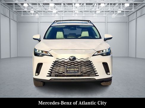 Used 2024 Lexus RX 350 Premium w/ Accessory Package (Z1) AWD/4WD image 2