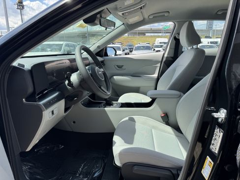 New 2026 Hyundai Kona SE image 30