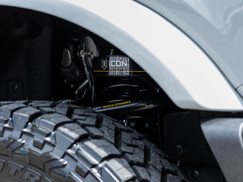 New 2026 Ford Bronco Badlands AWD/4WD image 39