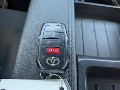 Used 2022 Toyota Tundra SR5 w/ Convenience Package image 30