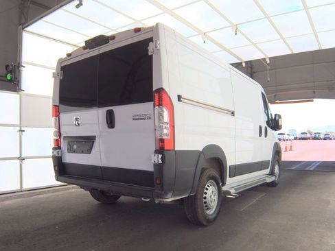 Used 2025 RAM ProMaster 2500 w/ U-Haul Equipment Group FWD image 4